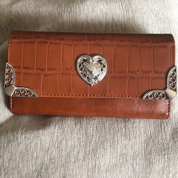 Accessories - Large wallet with checkbook section